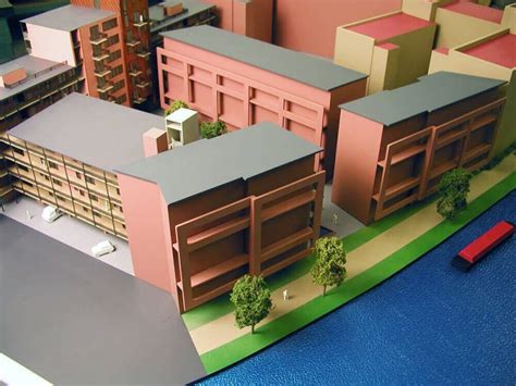 Architectural and engineering model maker
